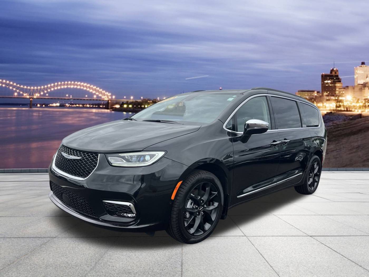 2023 Chrysler Pacifica Limited — Minivan — 19,422 mi — Memphis, TN