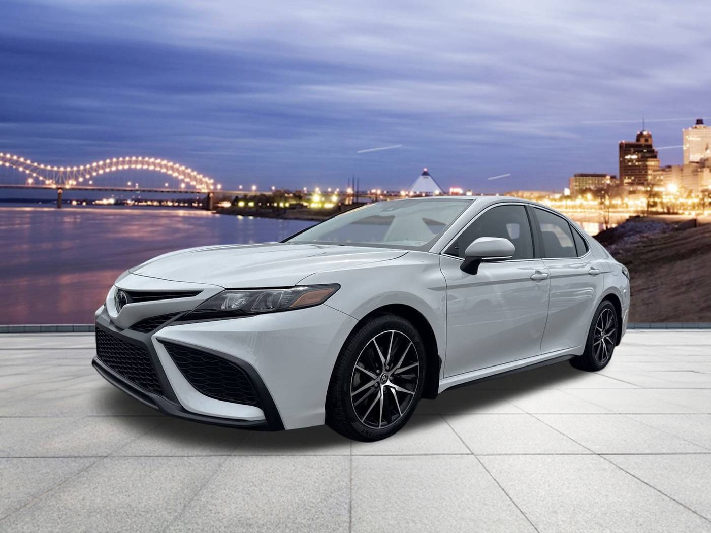 2022 Toyota Camry SE — Sedan — 57,441 mi — Memphis, TN