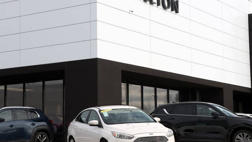 2016 Ford Focus Titanium — Sedan — 100,062 mi — Naperville, IL