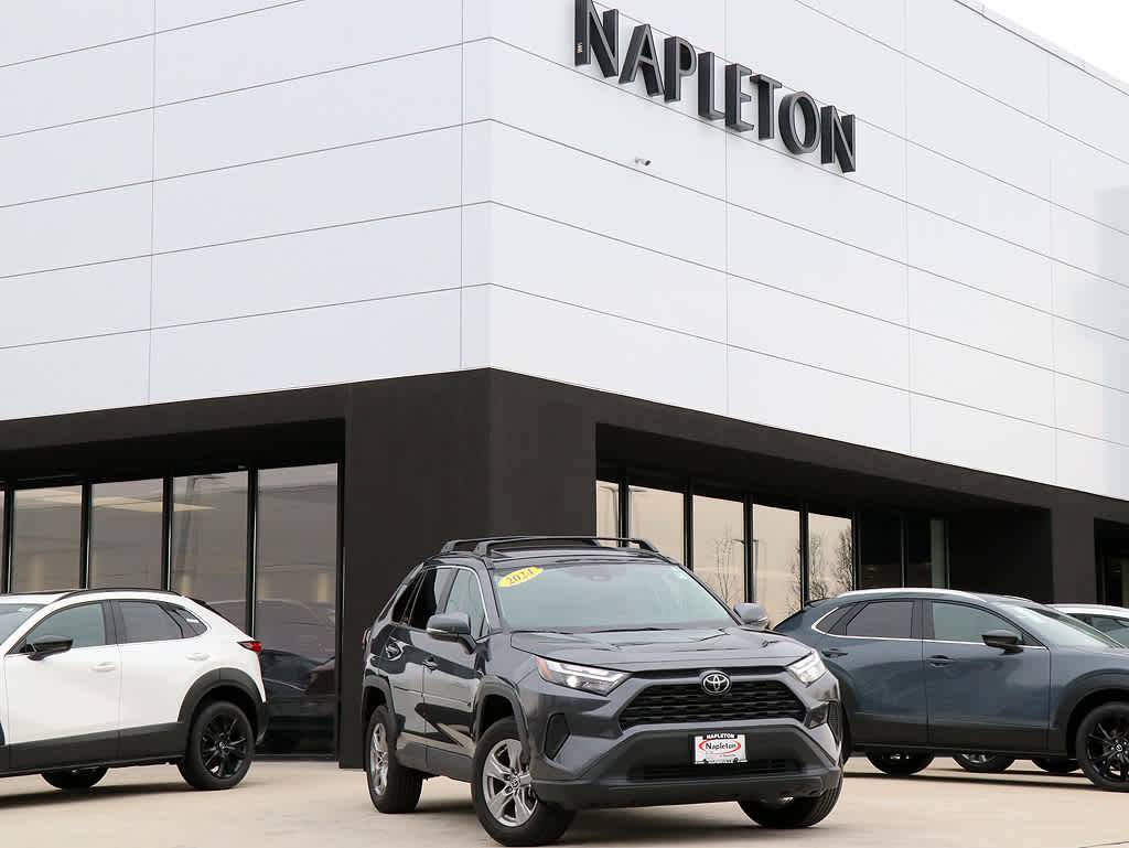 2024 Toyota RAV4 XLE — SUV — 8,368 mi — Naperville, IL