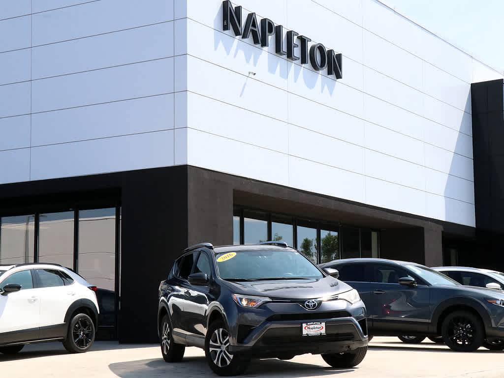 2016 Toyota RAV4 LE — SUV — 118,279 mi — Naperville, IL