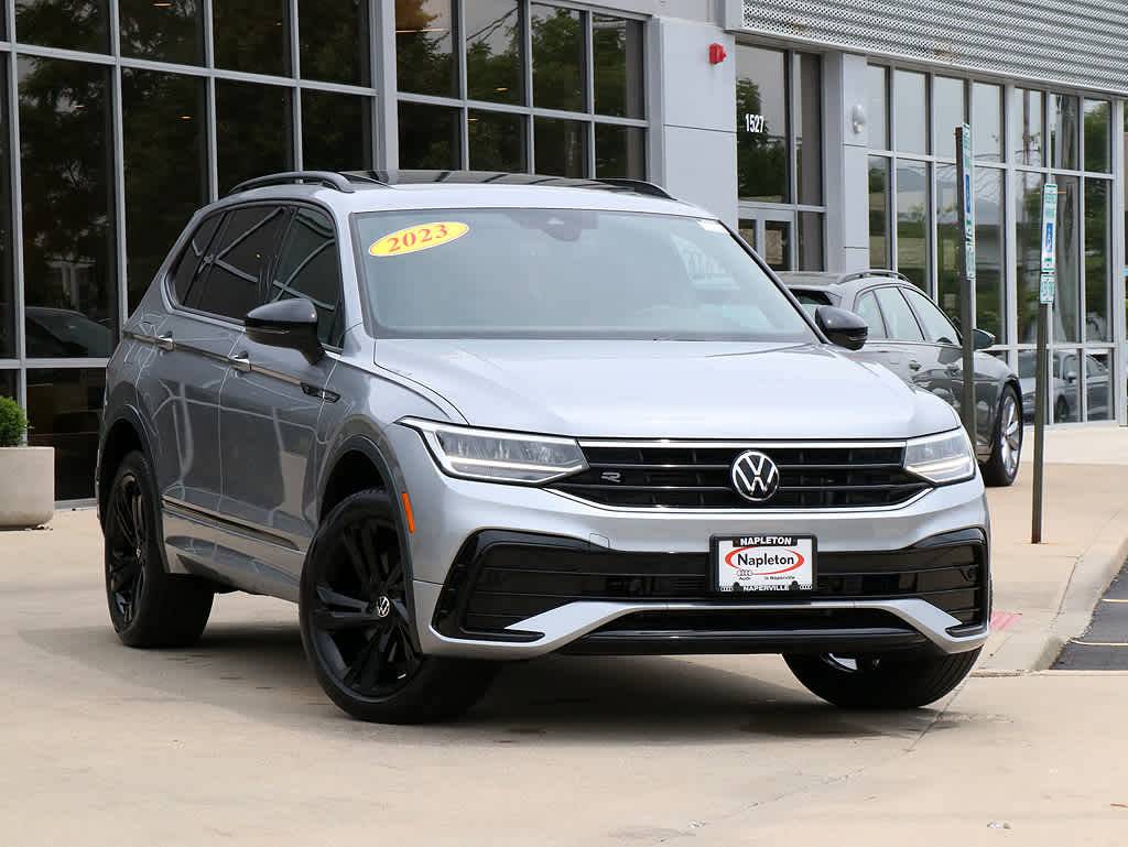 2023 Volkswagen Tiguan SE R-Line Black — SUV — 28,562 mi — Naperville, IL