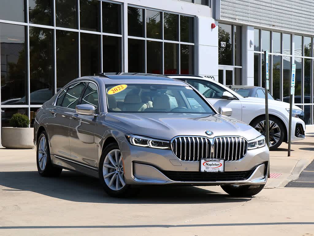 2022 BMW 7 Series 740i — Sedan — 11,793 mi — Naperville, IL