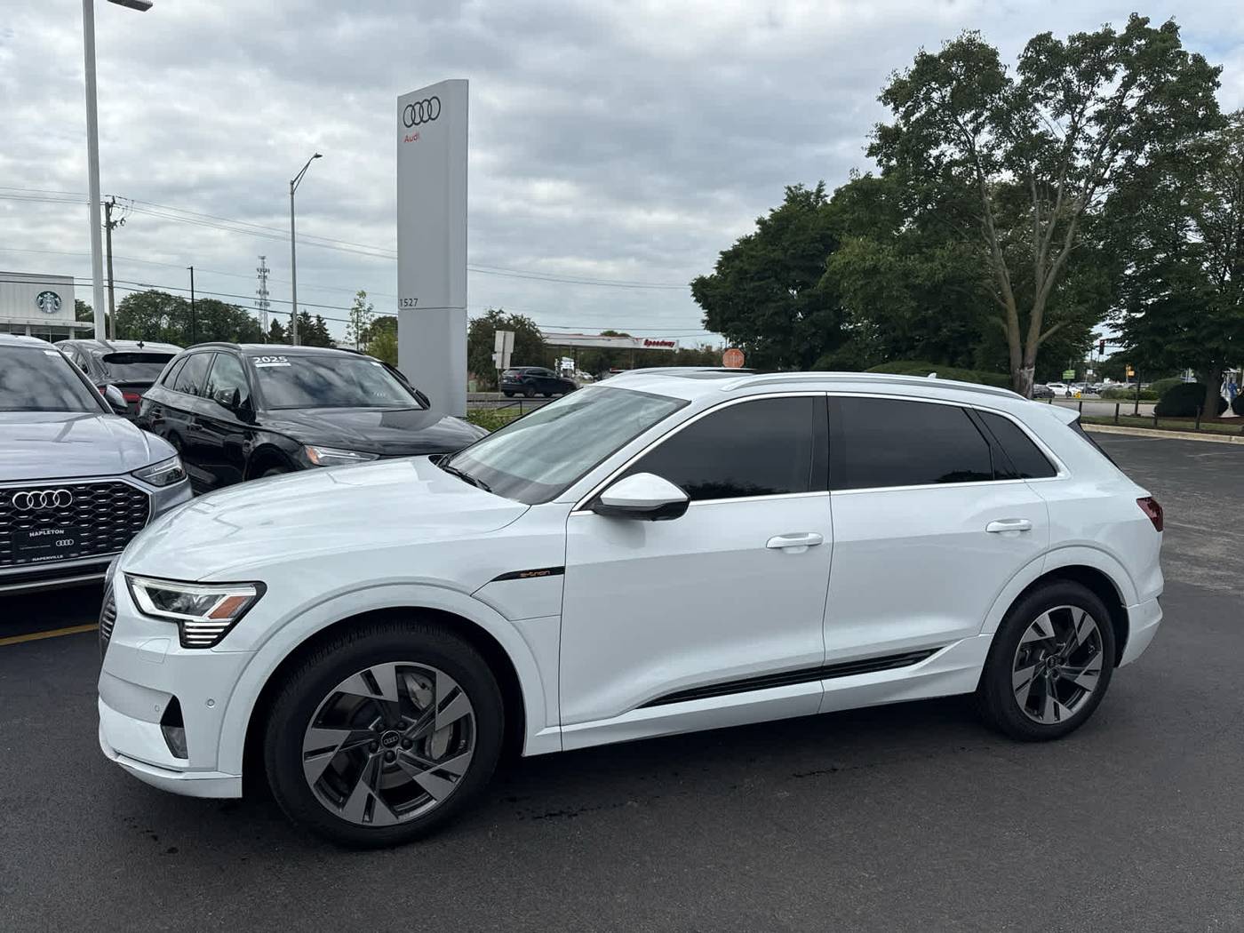 2022 Audi e-tron Premium Plus — SUV — 12,191 mi — Naperville, IL