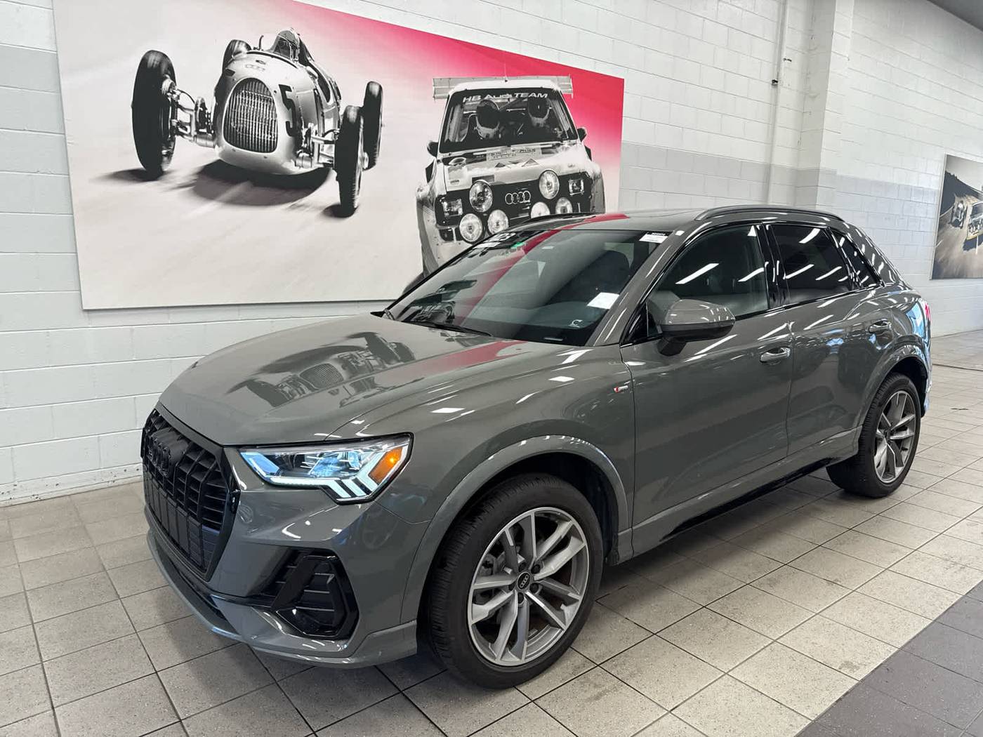 2023 Audi Q3 S line Premium — SUV — 23,566 mi — Naperville, IL
