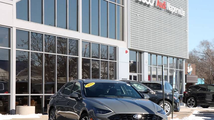 2023 Hyundai Sonata SEL — Sedan — 22,740 mi — Naperville, IL
