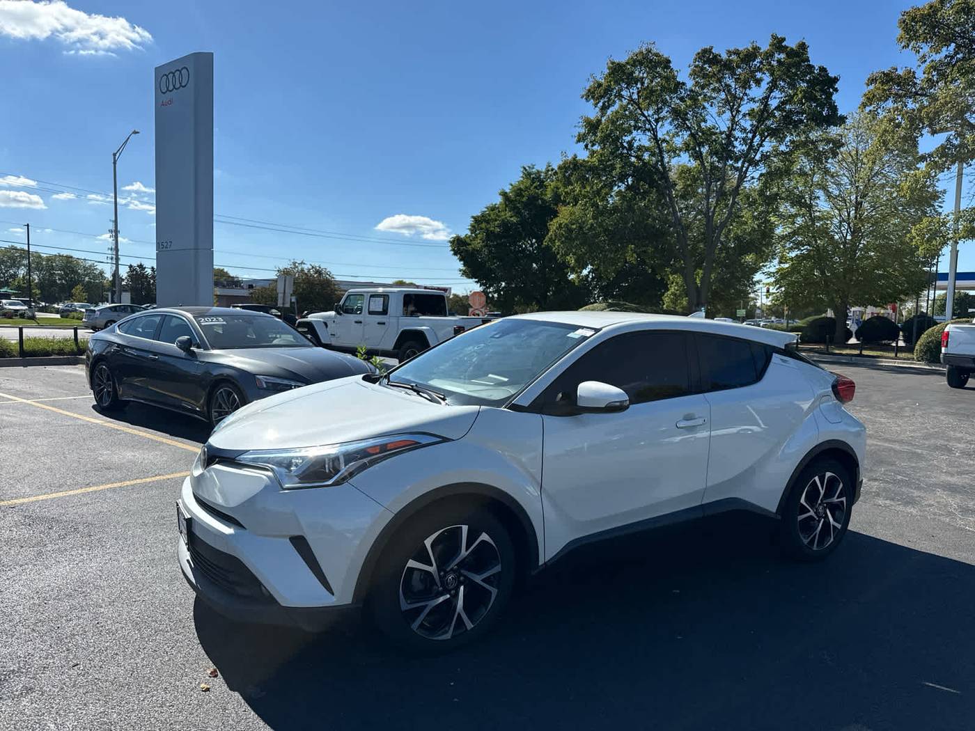 2018 Toyota C-HR XLE Premium — SUV — 95,378 mi — Naperville, IL