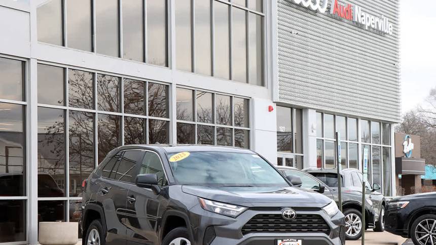 2023 Toyota RAV4 LE — SUV — 10,578 mi — Naperville, IL