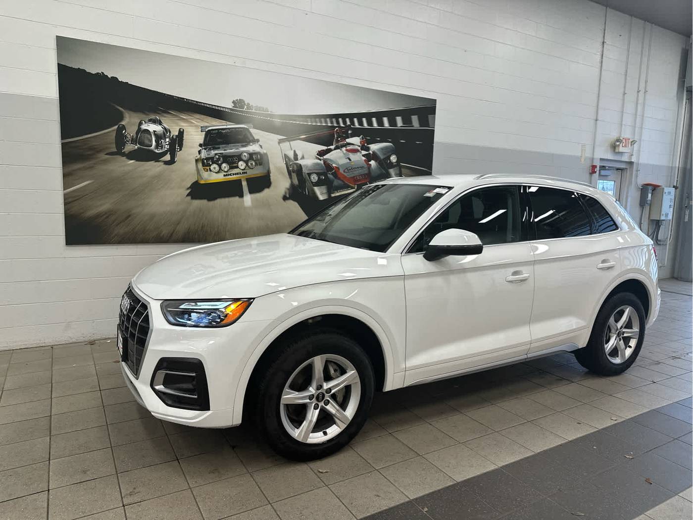 2024 Audi Q5 Premium — SUV — 5,001 mi — Naperville, IL