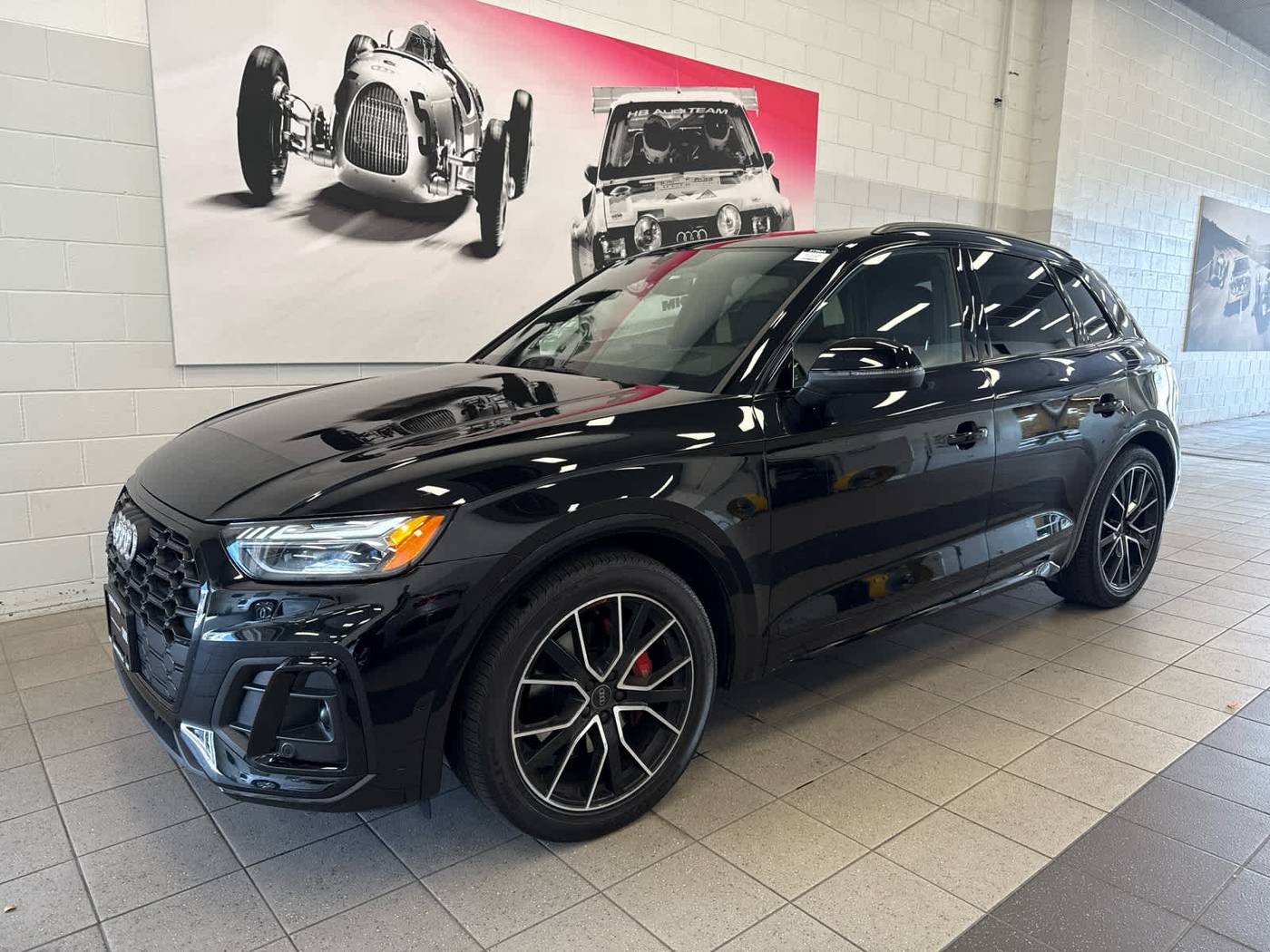 2022 Audi SQ5 Prestige — SUV — 40,786 mi — Naperville, IL