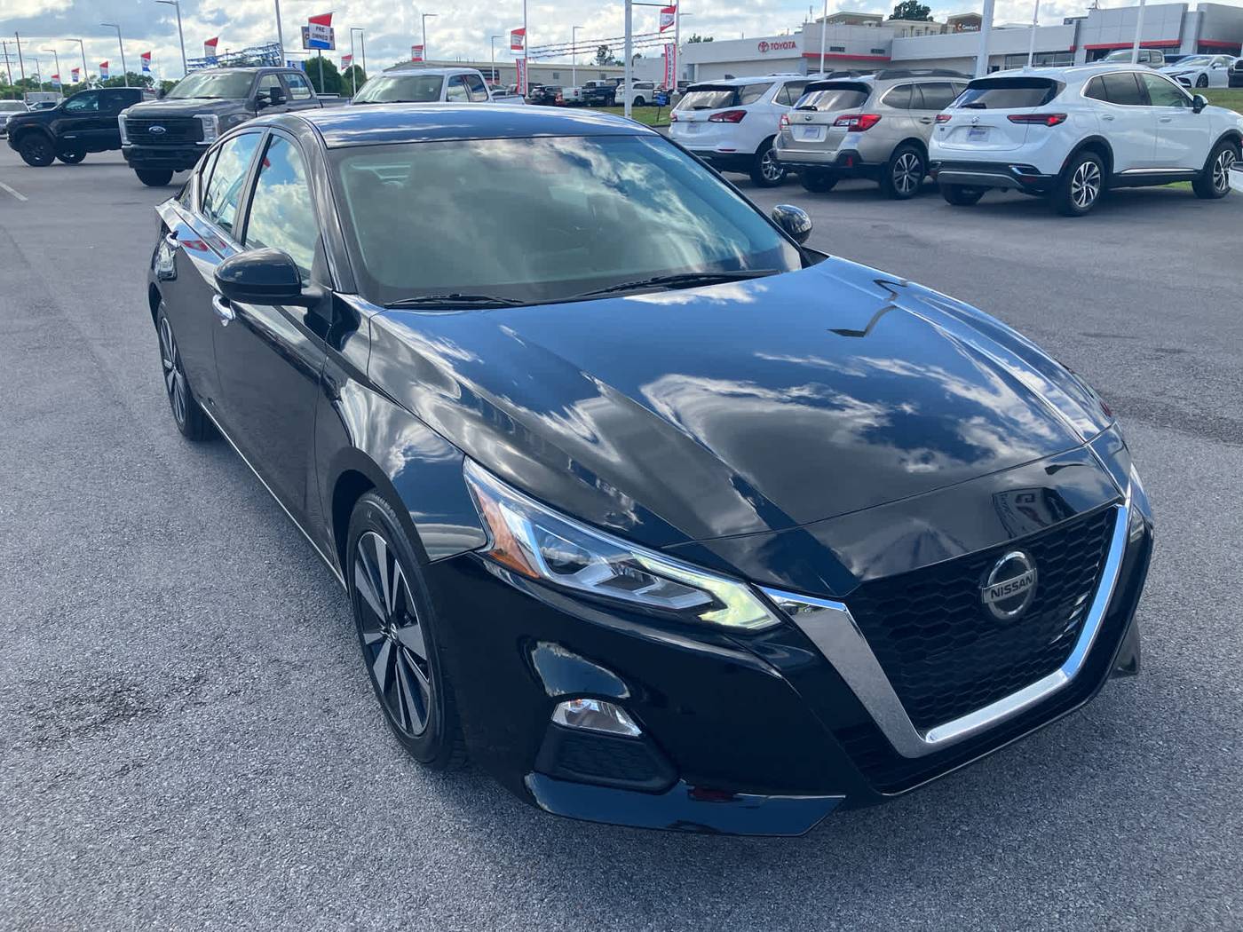 2022 Nissan Altima SV — Sedan — 58,849 mi — Hopkinsville, KY