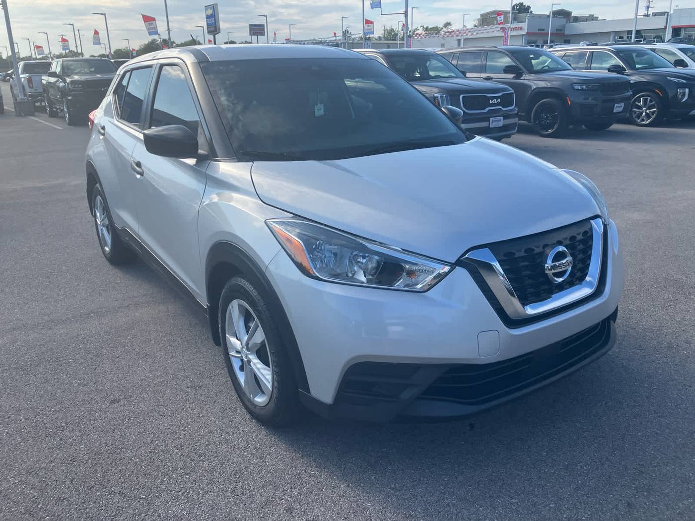 2020 Nissan Kicks S — SUV — 85,269 mi — Hopkinsville, KY