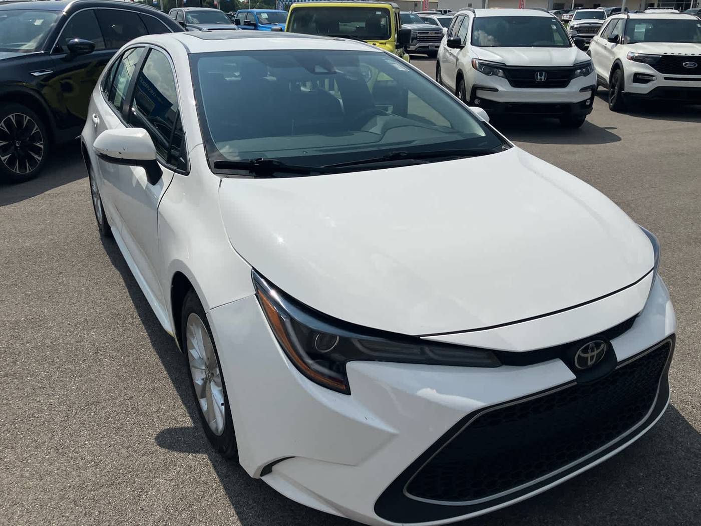 2022 Toyota Corolla XLE — Sedan — 118,009 mi — Hopkinsville, KY
