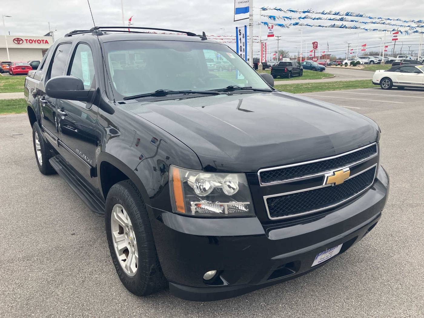 2013 Chevrolet Avalanche LS — Pickup Truck — 169,198 mi — Hopkinsville, KY