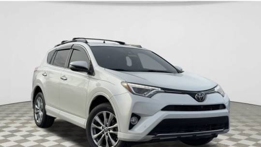 2017 Toyota RAV4 Platinum — SUV — 21,795 mi — Clarksville, IN