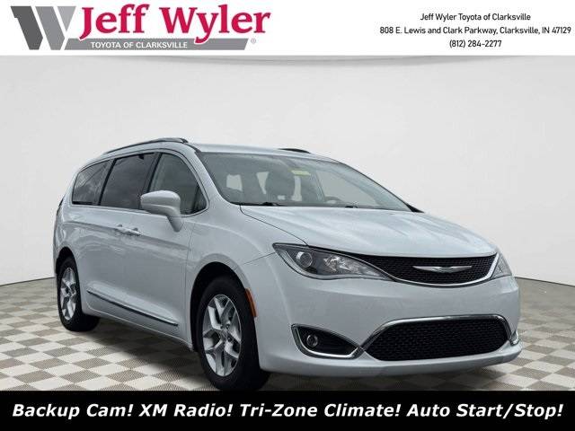 2018 Chrysler Pacifica Touring L — Minivan — 100,797 mi — Clarksville, IN