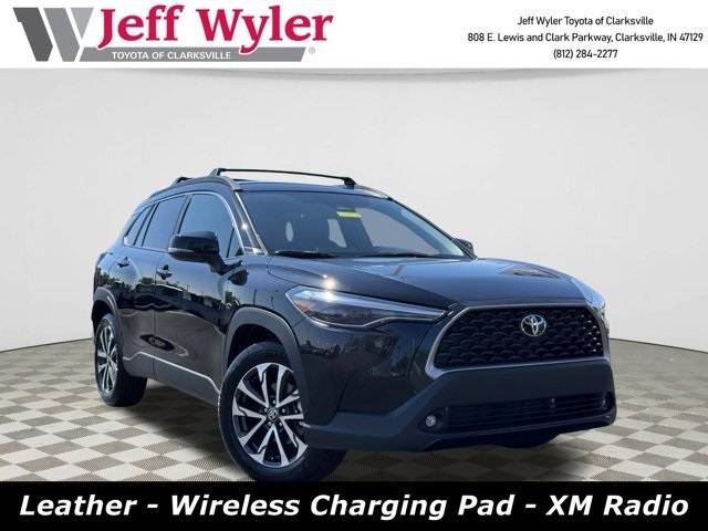 2025 Toyota Corolla Cross XLE — SUV — 2,168 mi — Clarksville, IN