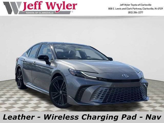 2025 Toyota Camry Hybrid XSE — Sedan — 30,624 mi — Clarksville, IN
