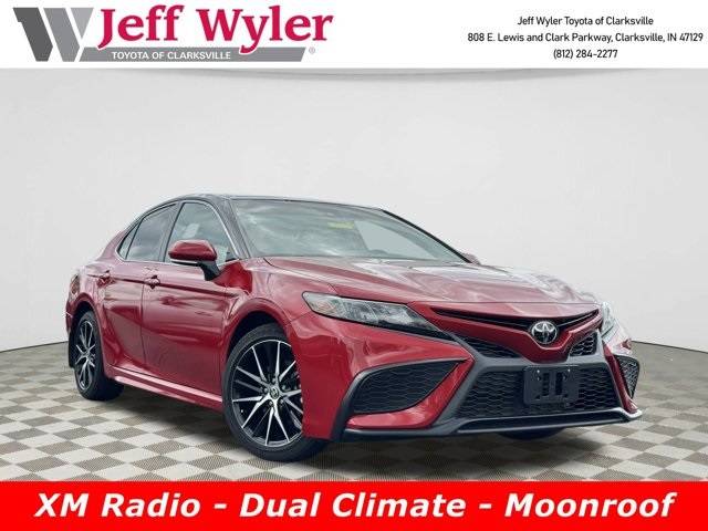 2024 Toyota Camry SE — Sedan — 29,307 mi — Clarksville, IN