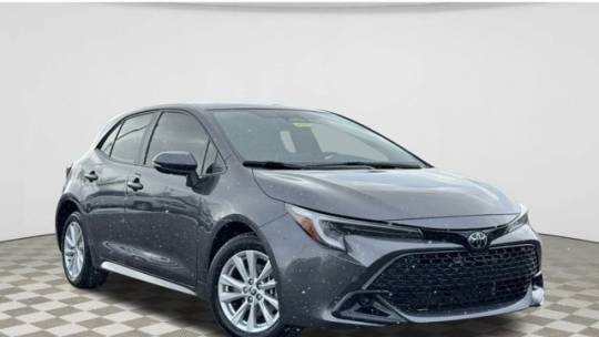 2024 Toyota Corolla Hatchback SE — Hatchback — 30,425 mi — Clarksville, IN