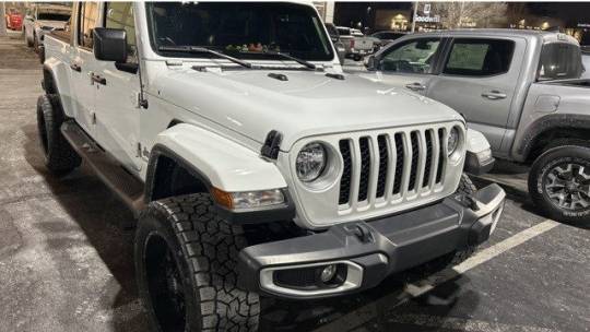 2021 Jeep Gladiator Overland — Pickup Truck — 67,110 mi — Clarksville, IN