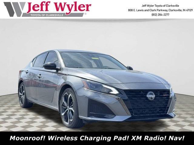 2023 Nissan Altima SR — Sedan — 14,729 mi — Clarksville, IN