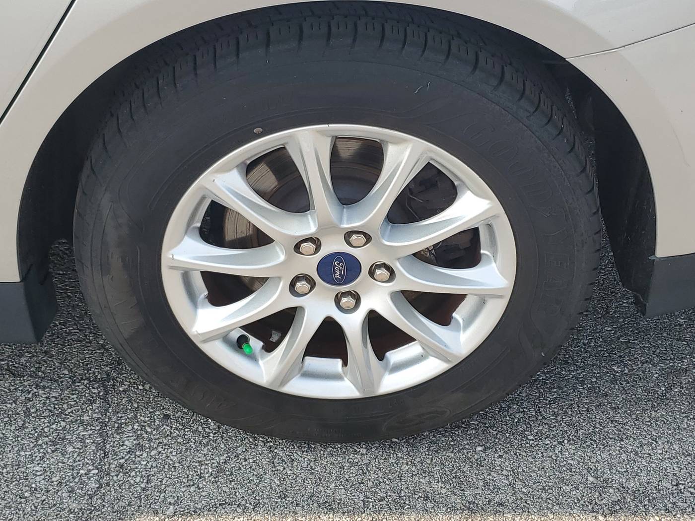 2016 Ford Fusion S — Sedan — 112,728 mi — Indianapolis, IN