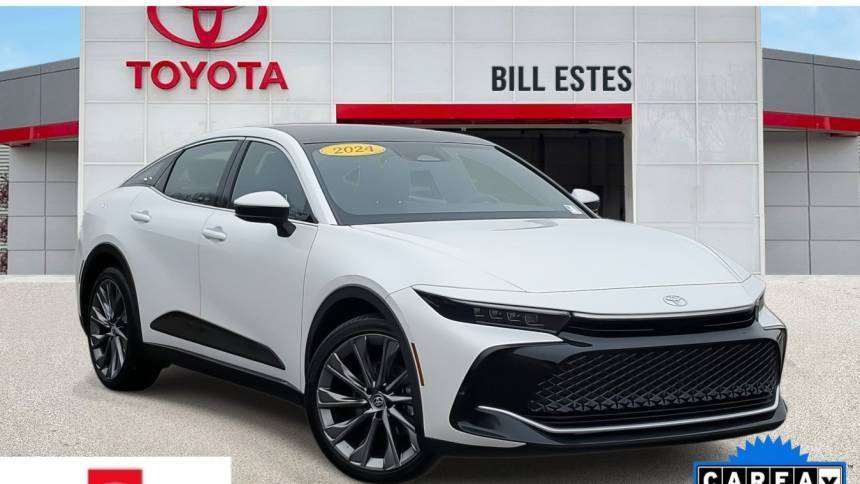 2024 Toyota Crown Limited — Sedan — 5,428 mi — Indianapolis, IN