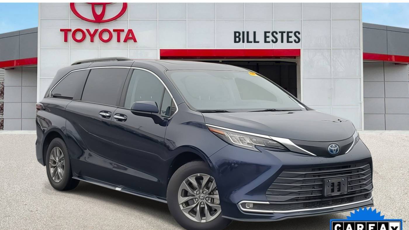 2023 Toyota Sienna XLE — Minivan — 62,930 mi — Indianapolis, IN