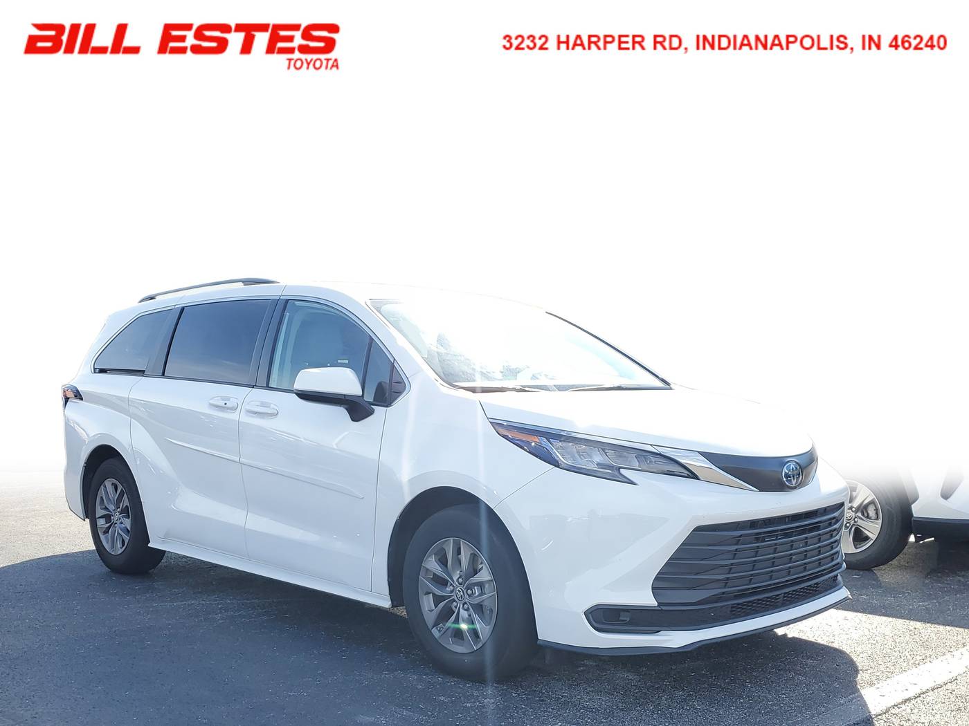 2022 Toyota Sienna LE — Minivan — 39,129 mi — Indianapolis, IN