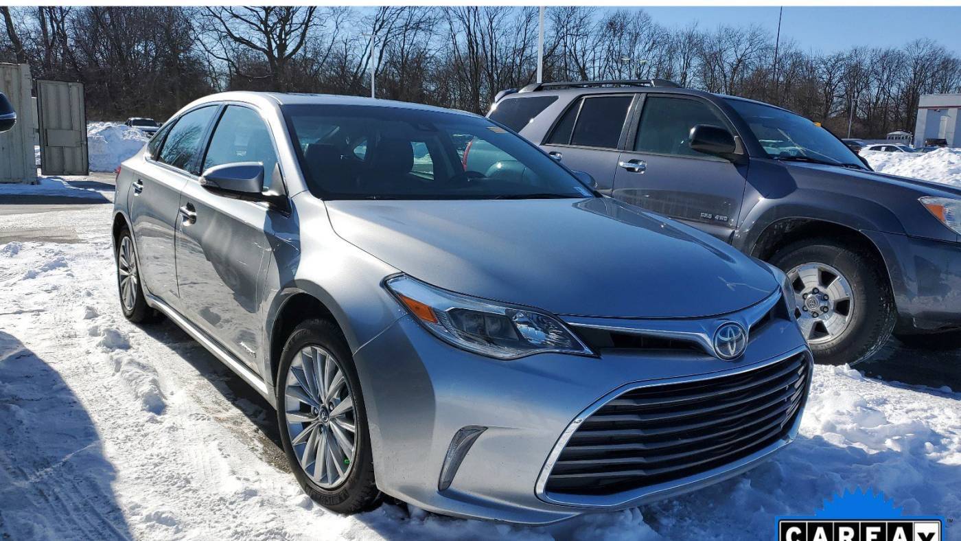 2018 Toyota Avalon Hybrid Limited — Sedan — 149,756 mi — Indianapolis, IN