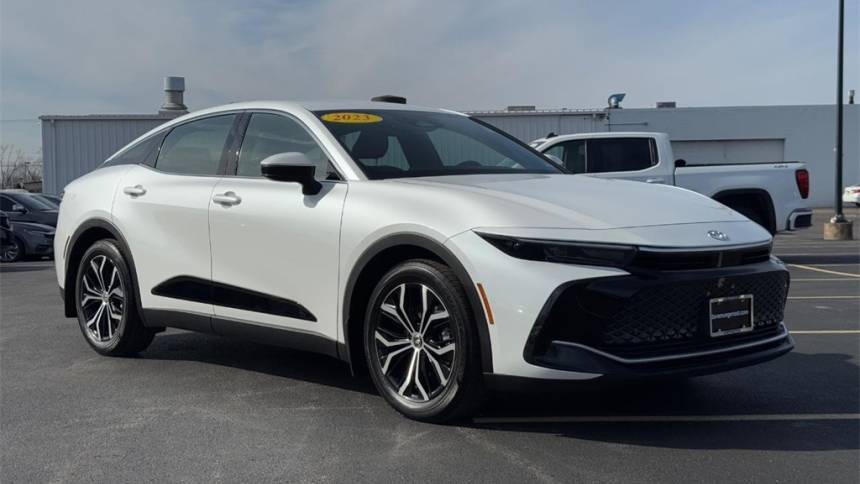 2023 Toyota Crown XLE — Sedan — 28,518 mi — St. Louis, MO