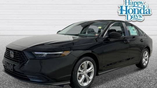 2025 Honda Accord LX — Sedan — 4,450 mi — St. Louis, MO