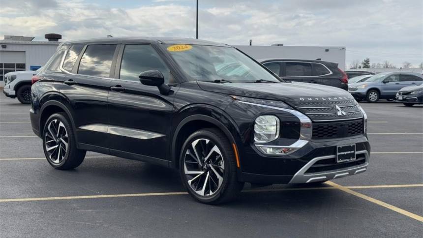 2024 Mitsubishi Outlander SE — SUV — 7,035 mi — St. Louis, MO