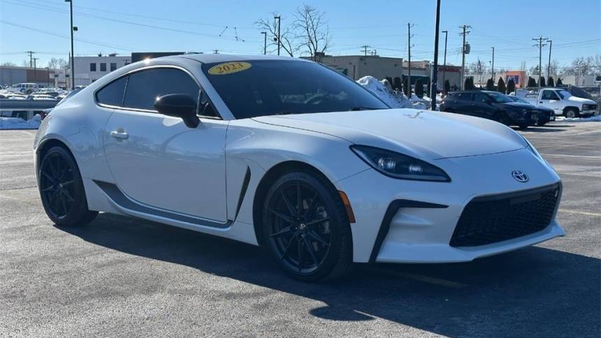 2023 Toyota GR86 Premium — Coupe — 21,330 mi — St. Louis, MO