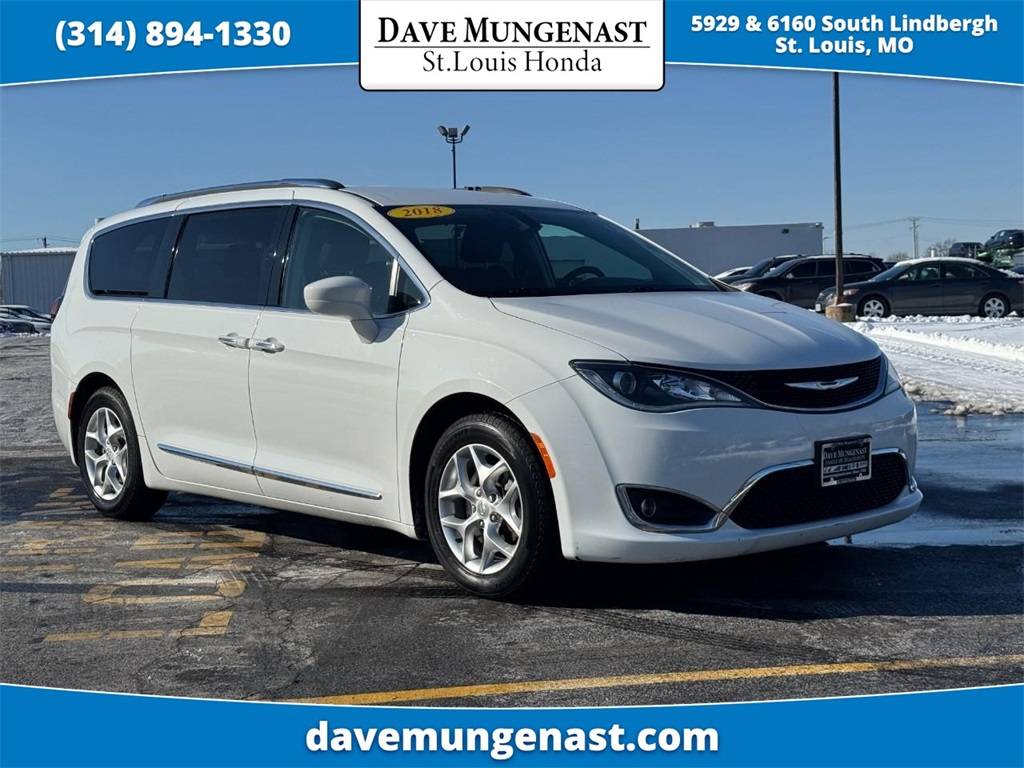 2018 Chrysler Pacifica Touring L — Minivan — 102,457 mi — St. Louis, MO