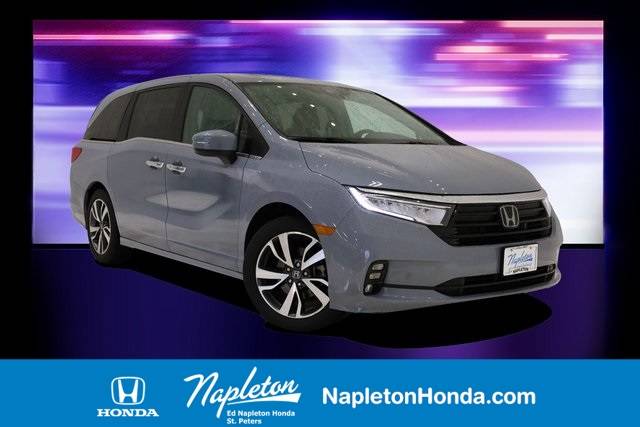 2023 Honda Odyssey Touring — Minivan — 17,496 mi — St. Peters, MO