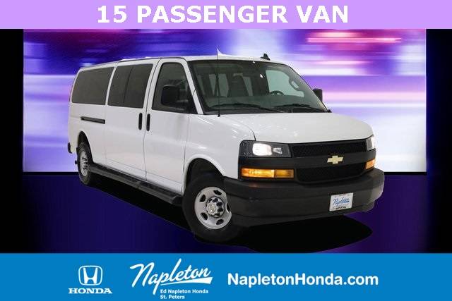 2023 Chevrolet Express Passenger LS — Passenger Van — 42,167 mi — St. Peters, MO