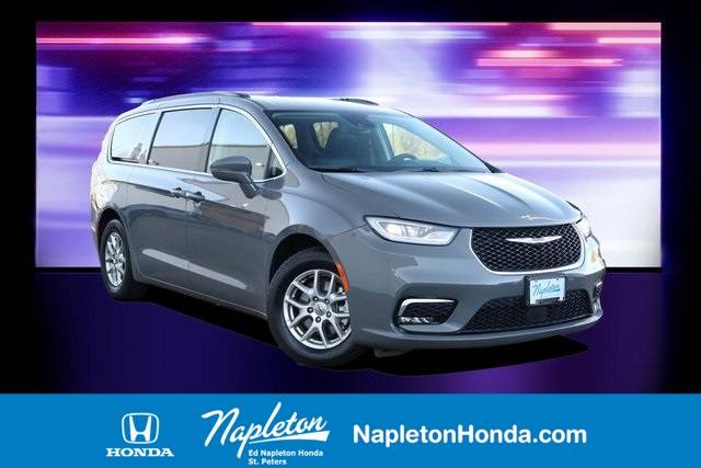 2022 Chrysler Pacifica Touring L — Minivan — 68,851 mi — St. Peters, MO