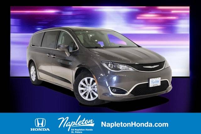 2018 Chrysler Pacifica Touring Plus — Minivan — 79,982 mi — St. Peters, MO