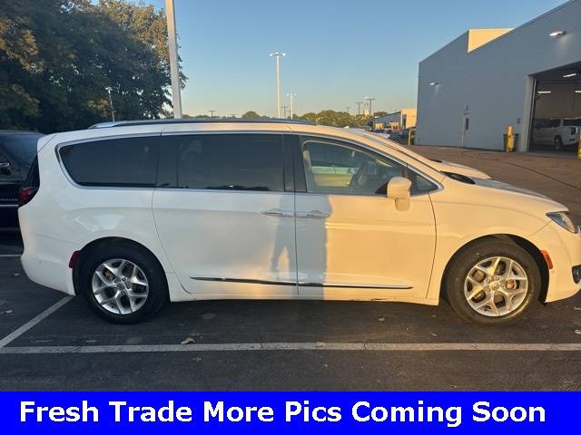 2020 Chrysler Pacifica Touring L Plus — Minivan — 94,162 mi — St. Peters, MO