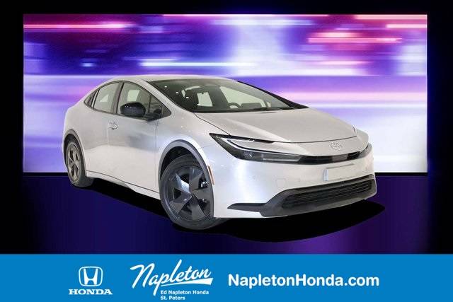 2024 Toyota Prius LE — Hatchback — 37,813 mi — St. Peters, MO