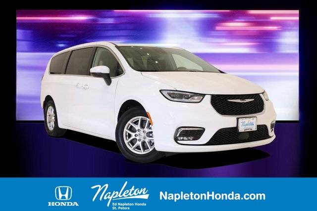 2023 Chrysler Pacifica Touring L — Minivan — 56,615 mi — St. Peters, MO