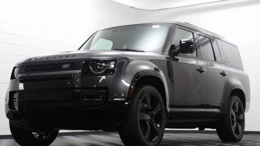 2024 Land Rover Defender X-Dynamic SE — SUV — 5,645 mi — Hinsdale, IL