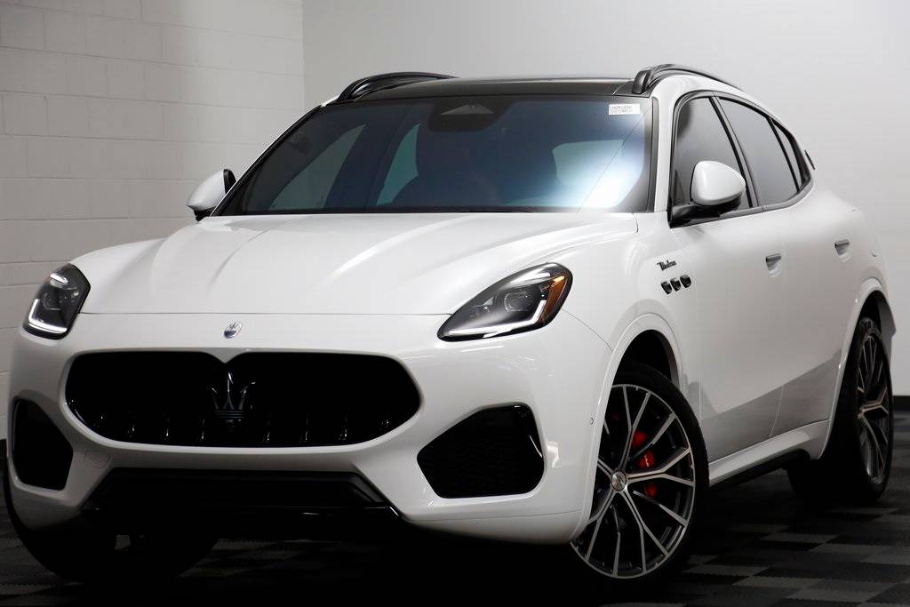 2023 Maserati Grecale Modena — SUV — 2,587 mi — Hinsdale, IL