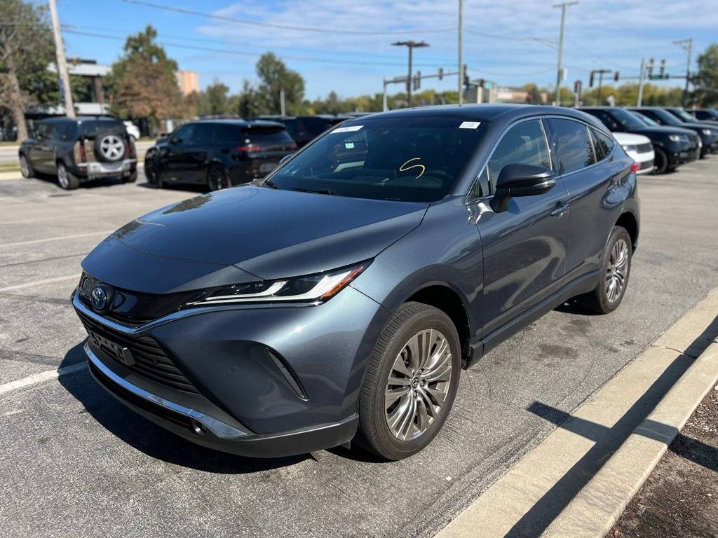 2022 Toyota Venza Limited — SUV — 17,517 mi — Hinsdale, IL
