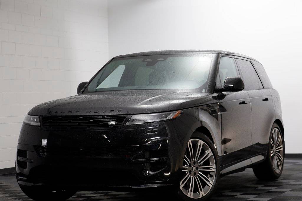2025 Land Rover Range Rover Sport Dynamic SE — SUV — 3,188 mi — Hinsdale, IL