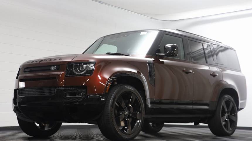 2025 Land Rover Defender X-Dynamic SE — SUV — 7,050 mi — Hinsdale, IL