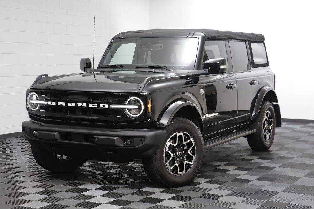 2023 Ford Bronco Outer Banks