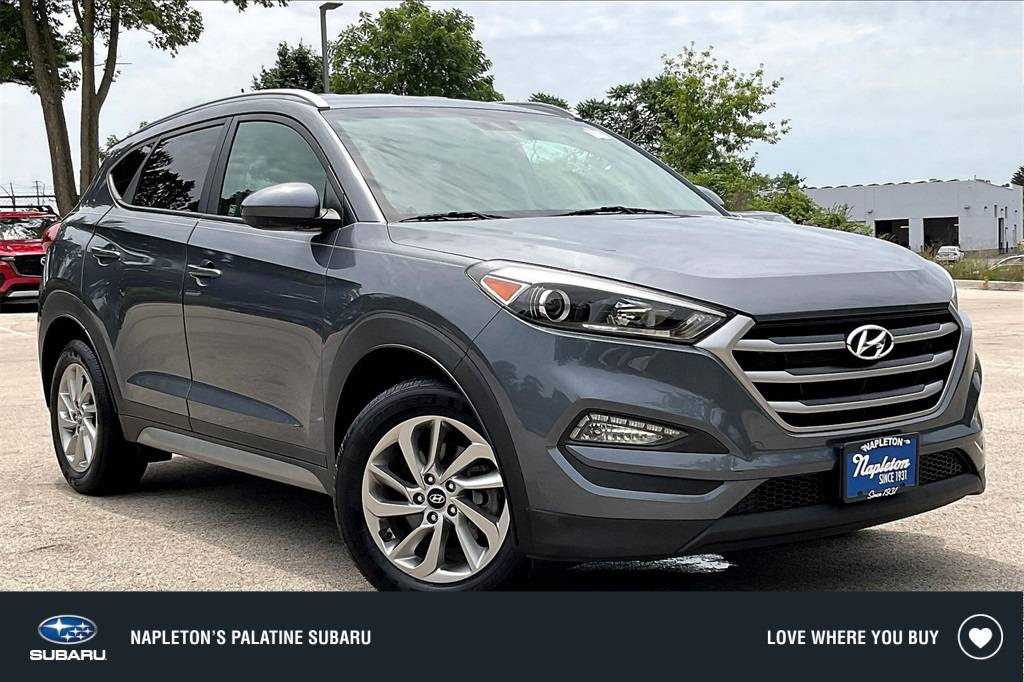 2017 Hyundai Tucson SE — SUV — 107,400 mi — Palatine, IL